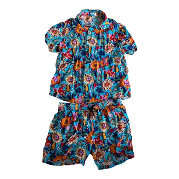 eishopeer Other - Eishopeer Men colorful floral short and buttons up shirt size large